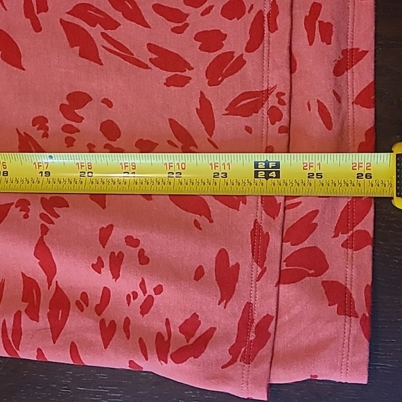 Cabi pinkred Cami abstract summer top excellent preloved condition adjust straps - Picture 7 of 10